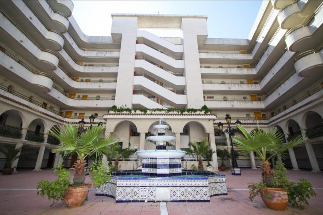 Apartamento En Salou Con 3 Piscinas Junto A Port Aventura Экстерьер фото